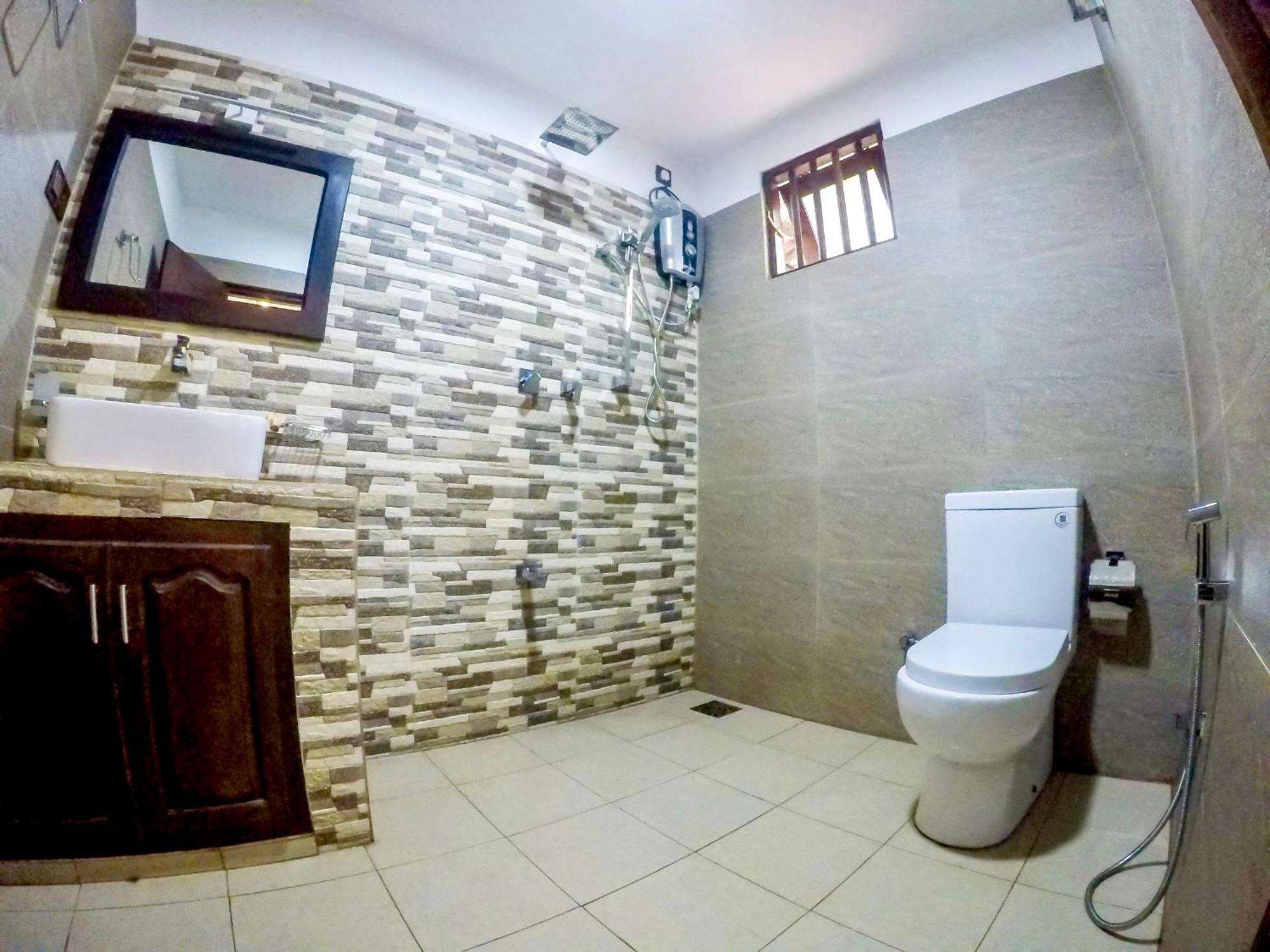Hotel The Nook Hikkaduwa Esterno foto