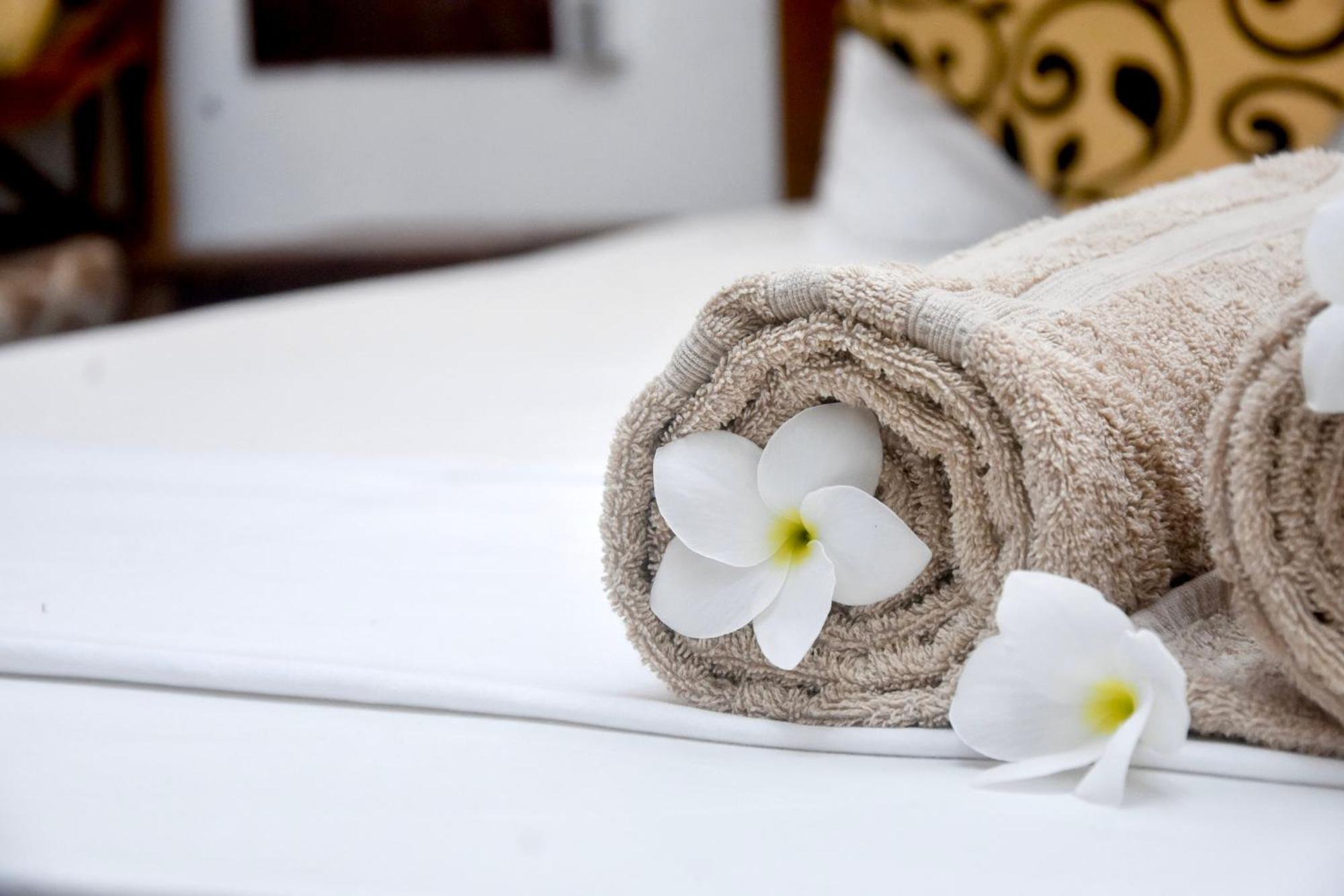 Hotel The Nook Hikkaduwa Esterno foto